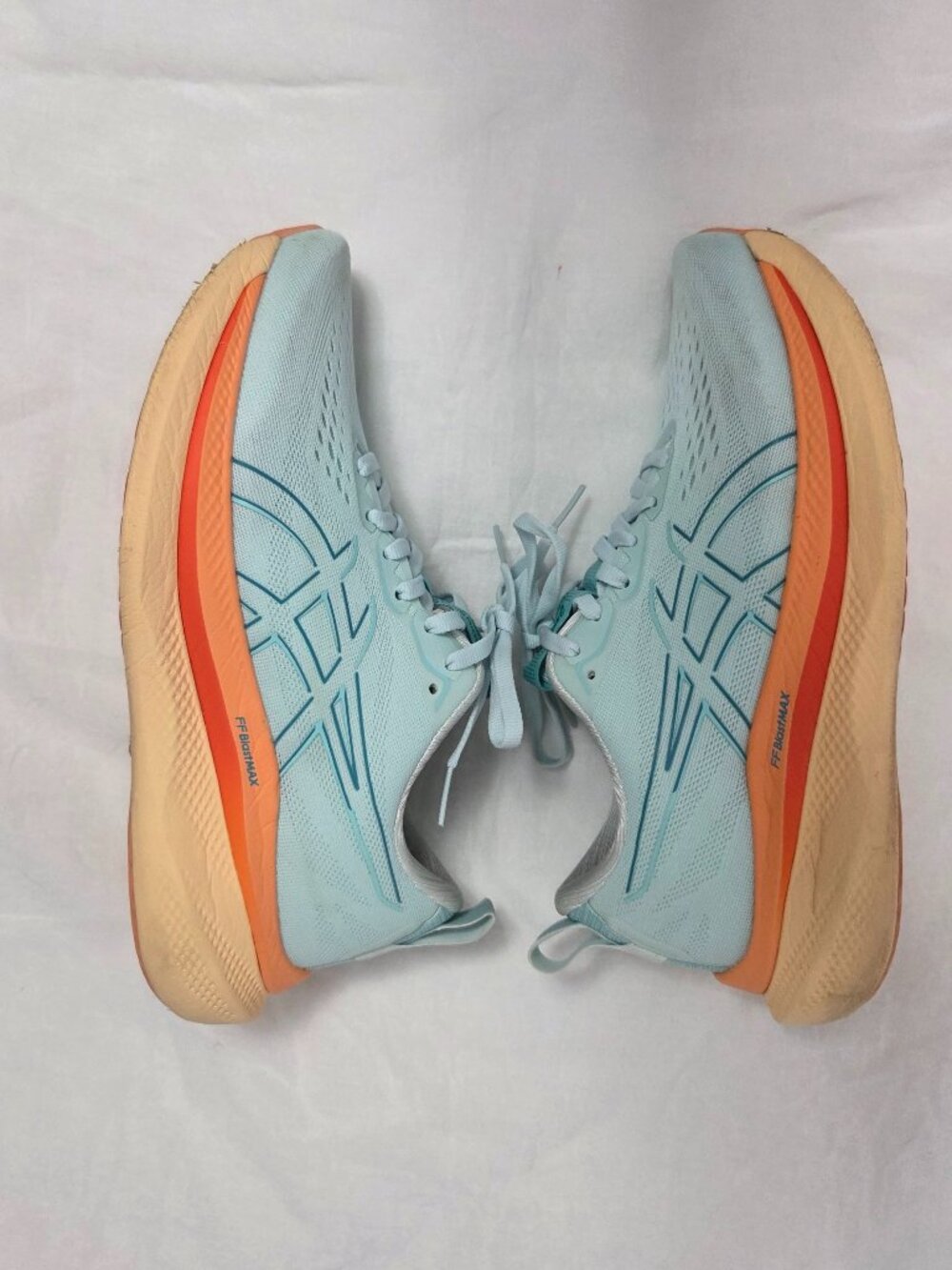 ASICS Glideride Max women's running shoes, size 8, Soothing Sea Wave color